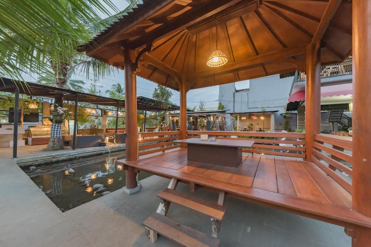 Urbanview Hotel Khayrizsan Tasikmalaya By Reddoorz Buitenkant foto