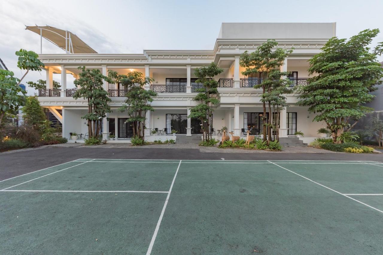 Urbanview Hotel Khayrizsan Tasikmalaya By Reddoorz Buitenkant foto