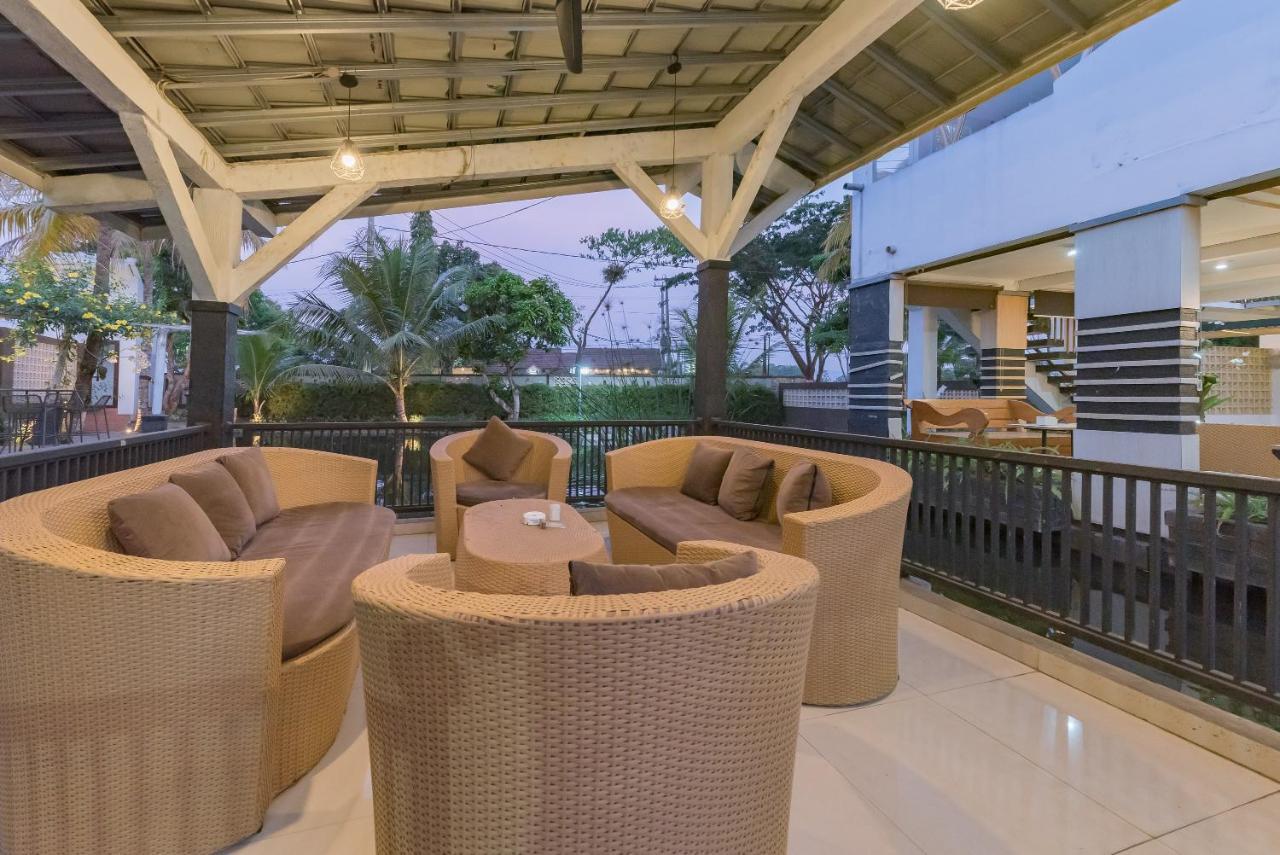 Urbanview Hotel Khayrizsan Tasikmalaya By Reddoorz Buitenkant foto